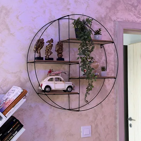 Away From - Cozy And Spacious With Balcony Apartament