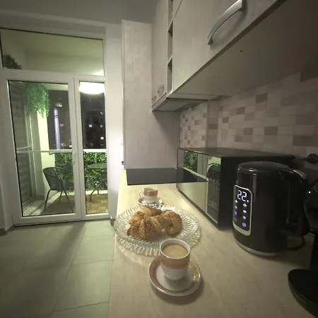 Away From - Cozy And Spacious With Balcony * Bucureşti