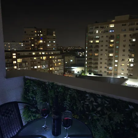 Apartament Away From - Cozy And Spacious With Balcony