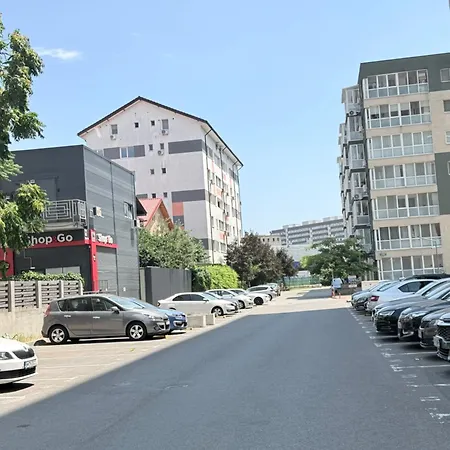 Apartament Away From - Cozy And Spacious With Balcony *