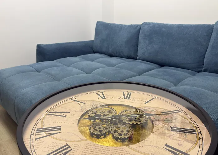 Apartment Away From - Cozy And Spacious With Balcony Bucharest