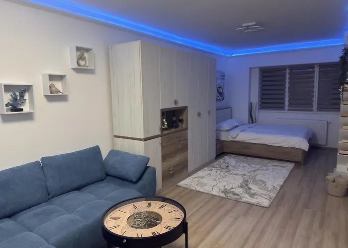 Away From - Cozy And Spacious With Balcony Apartment Bucharest